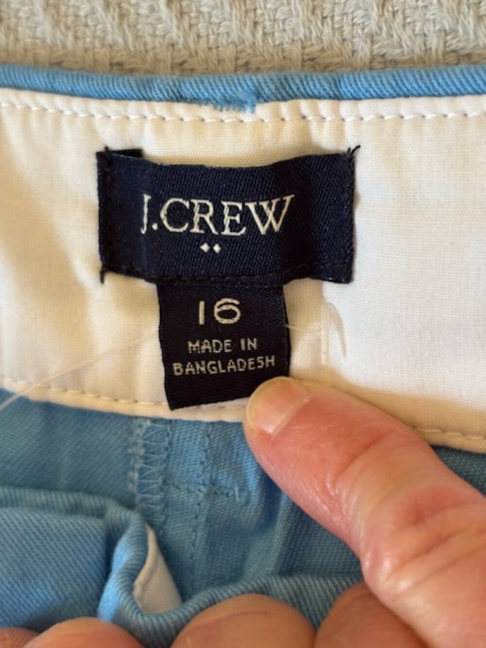J. Crew 3.5" Classic Chino Short in Mountain Bird Blue Women's Size 16 - Picture 6 of 8